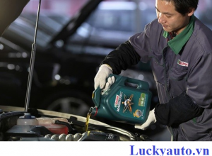 Dầu cầu là gì? Khi nào cần thay dầu cầu cho xe Mercedes?